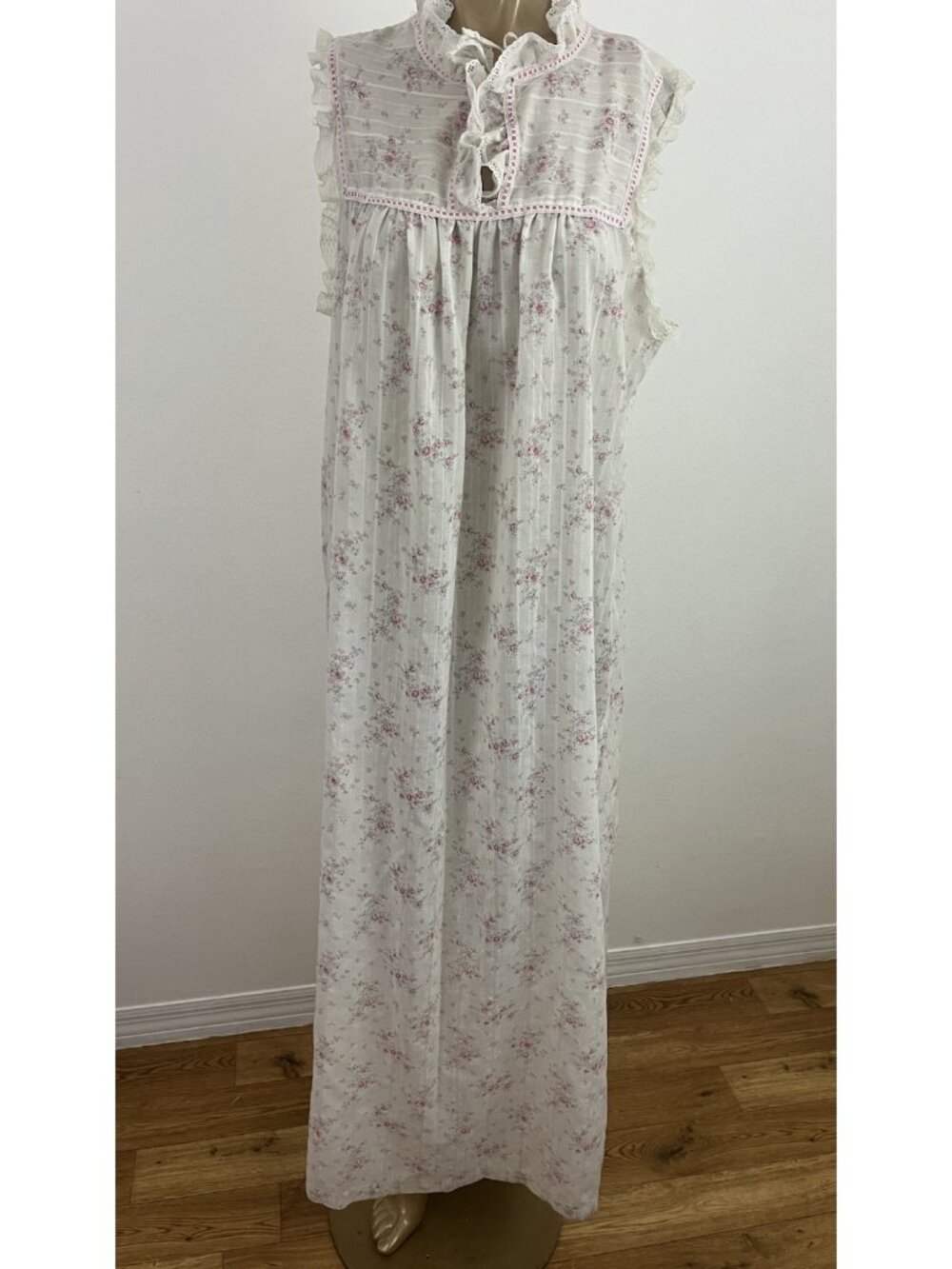 Vintage Sears Brandywine Women's L  Nightgown Floral Cottagecore Prairie Trad